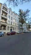 Wonderfully renovated apartment with balcony on the 3rd floor in Berlin Alt-T